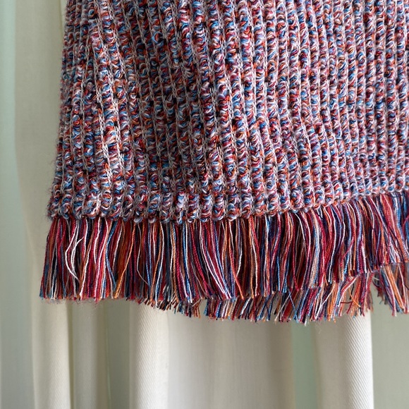 Zara - size small - pink/blue/white thread tank top - Picture 4 of 5